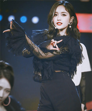 吳宣儀