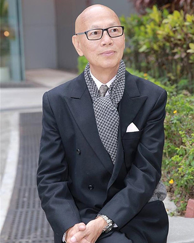 羅家英