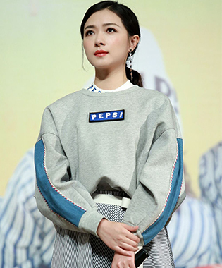 萬茜